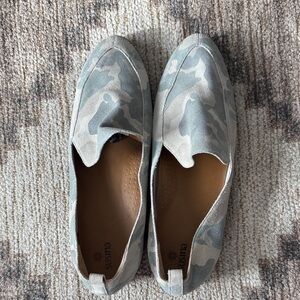 Susina Gray Camouflage Men's Loafers